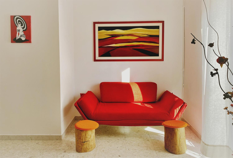 Others 5, B&B Agora, Foggia