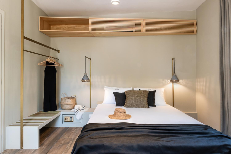 Bed, Artemide city places- Petite Apartments, Crete