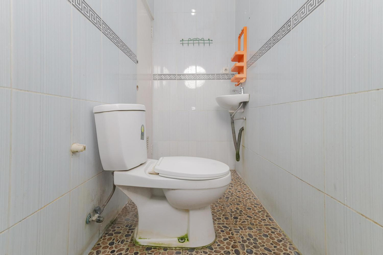 Bathroom 5