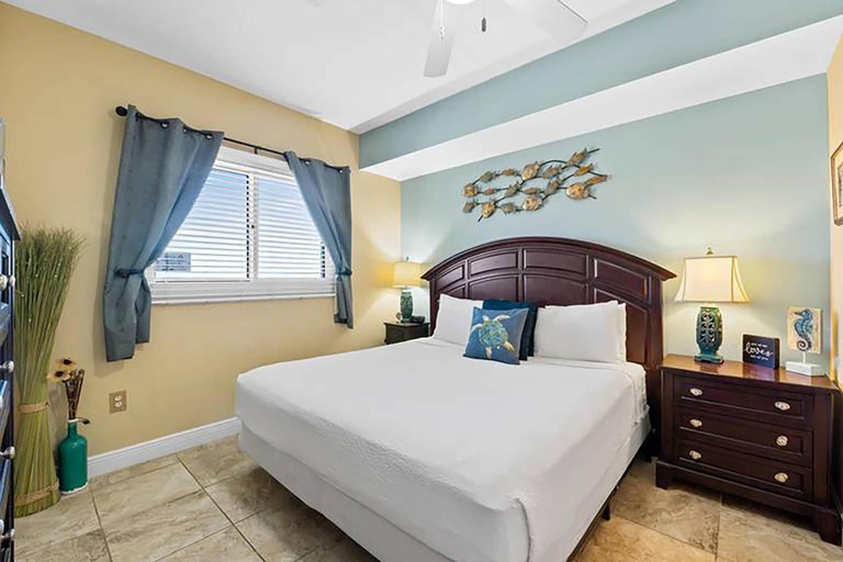 Bedroom 1, Sterling Breeze 1903, Bay
