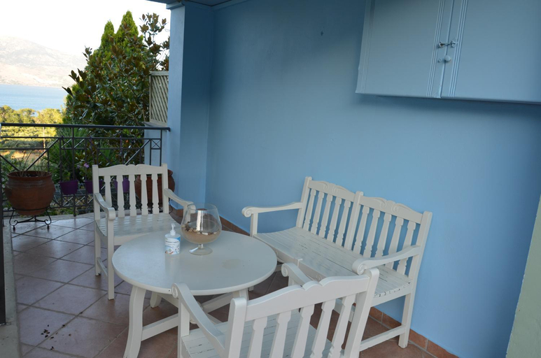 Others 4, MIROVIGLI, Ionian Islands