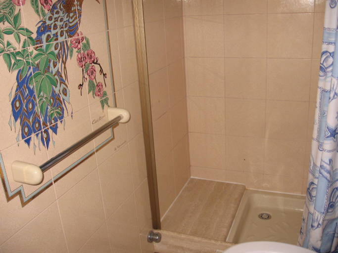 Bathroom 5, Hotel Casale, Teramo