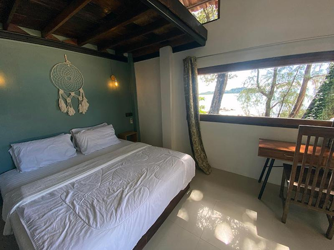 Bedroom 2, Chomjan Beach Resort, Muang Ranong