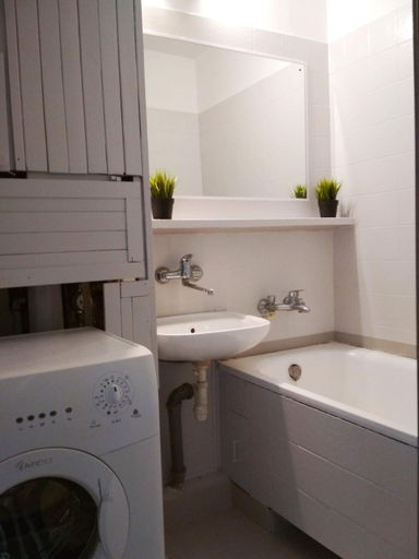 Bathroom 5, Noclegi - ul Sliczna, Środa Śląska