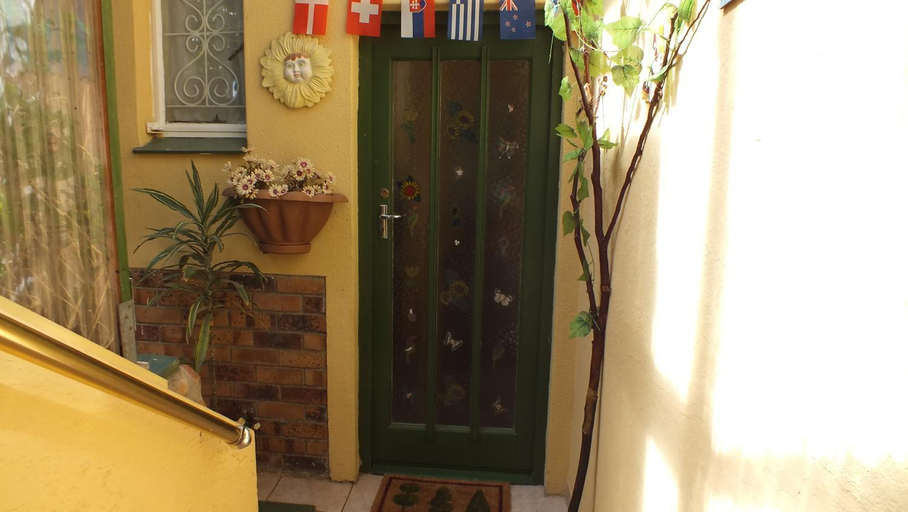 Others 5, Rachel's Home From Home, City of Cape Town
