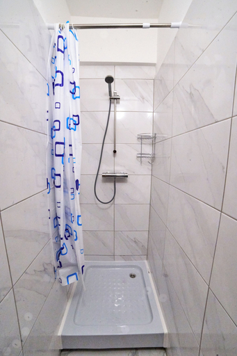 Bathroom 4, Tokyo Vibes Hostel with more privacy (Self Check in), Vilniaus