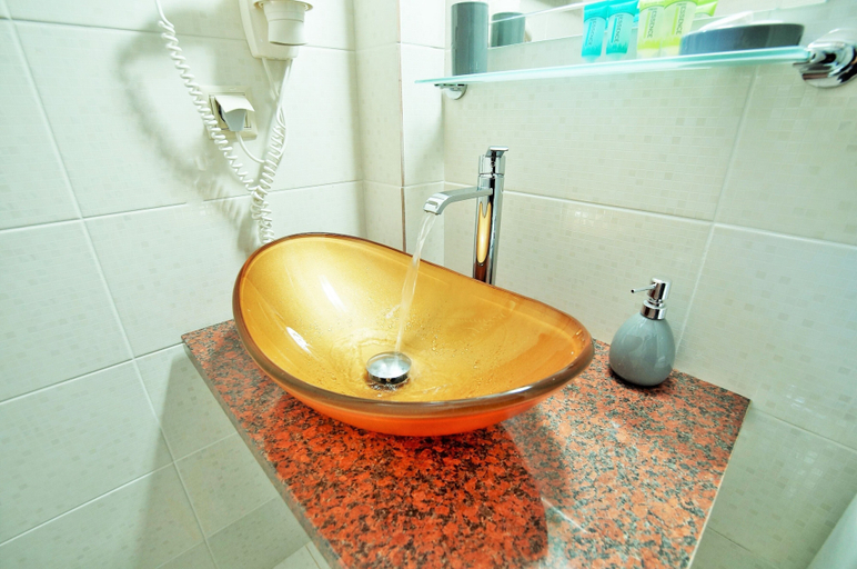 Bathroom 5, Pietra E Mare Thassos, East Macedonia and Thrace