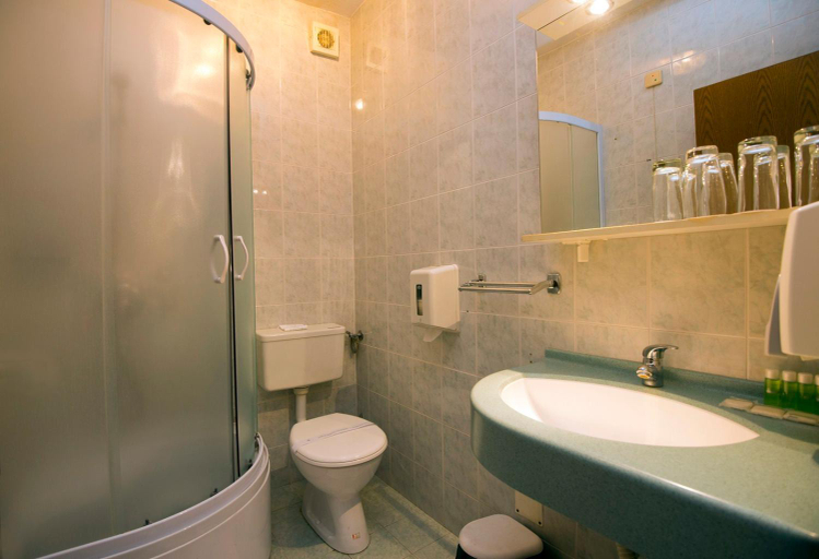 Bathroom 2, Motel Kod Bakija, Karlovac