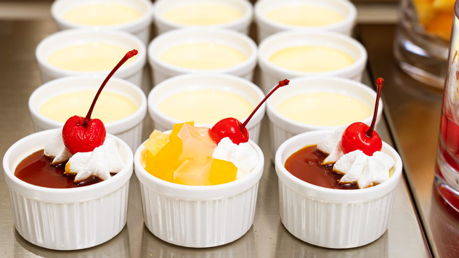 Food & Drinks 30