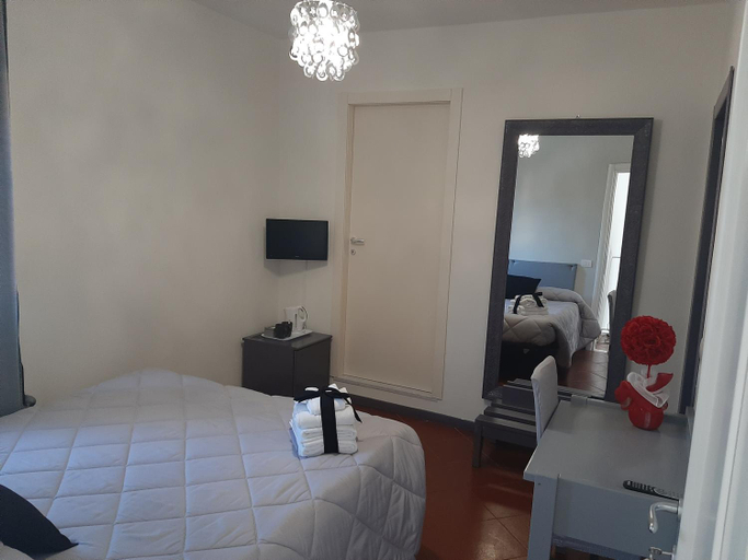 Bedroom 18