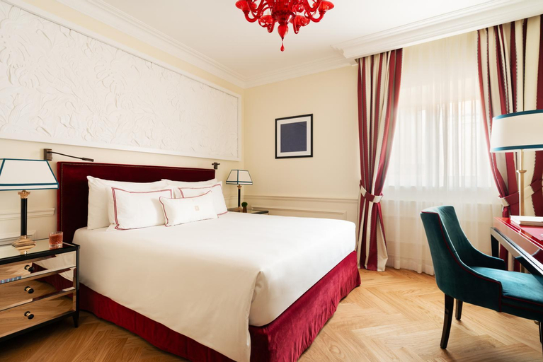 Bedroom 19