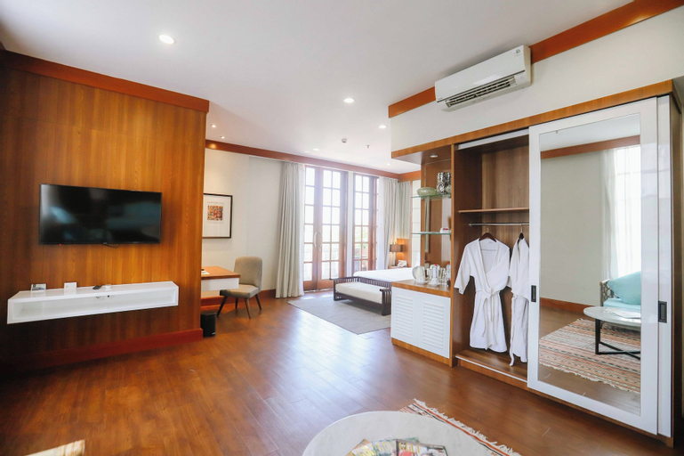 Bedroom 8