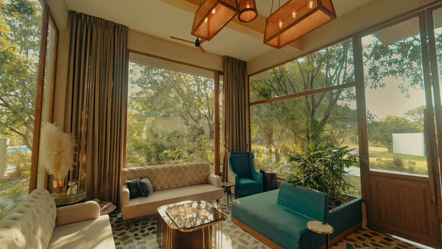 Public Area 4, Giovanni Village Resort, Bhopal