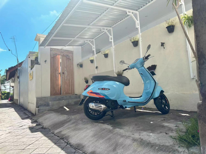 Y&J, Badung
