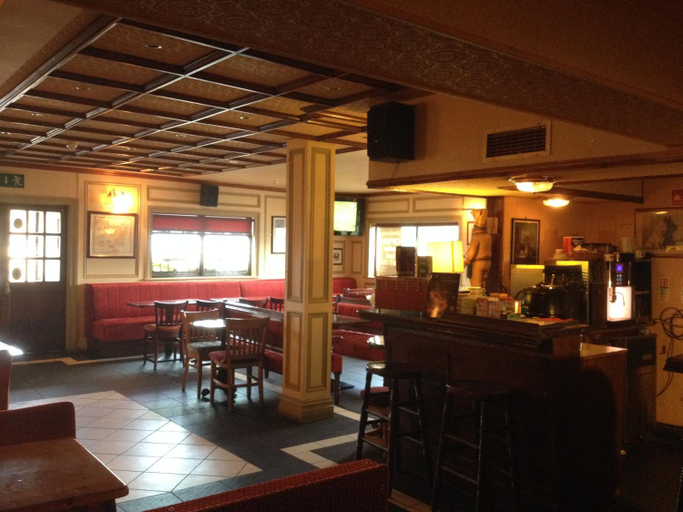 Food & Drinks 3, Glendine Inn
