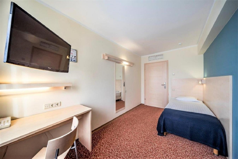 Bedroom 3, Rija Bauska Hotel, Bauska