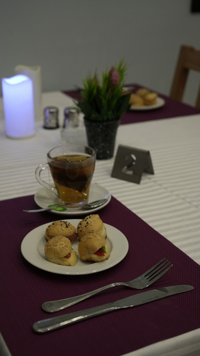 Food & Drinks 5, Good Season Hotel, 'Abdin