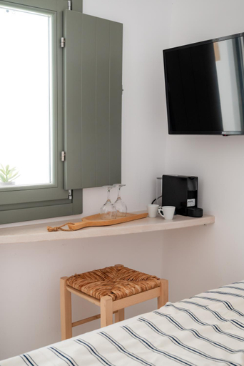 Bedroom, aniko suites White Alley, South Aegean