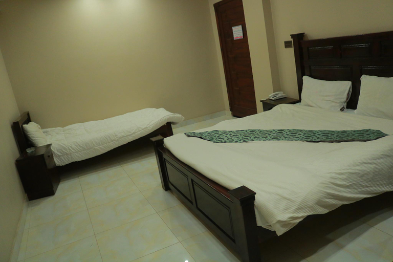 Others 4, City Seasons Hotel, Rawalpindi