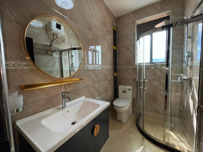 Bathroom 3, KAVOD FURNISHED APARTHOTELS, Kampala
