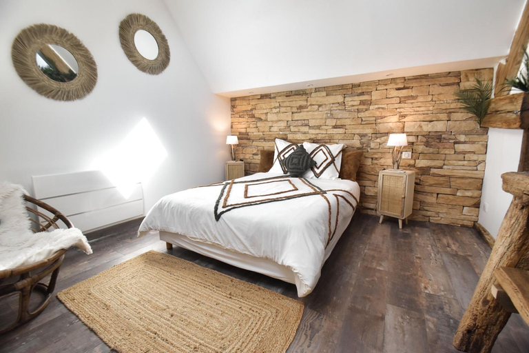 Bedroom 2, LE RELAIS DES CALECHES - La Jungle Room, Eure-et-Loir