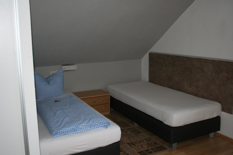 Bedroom 3, Gasthof Berg, Dillingen an der Donau