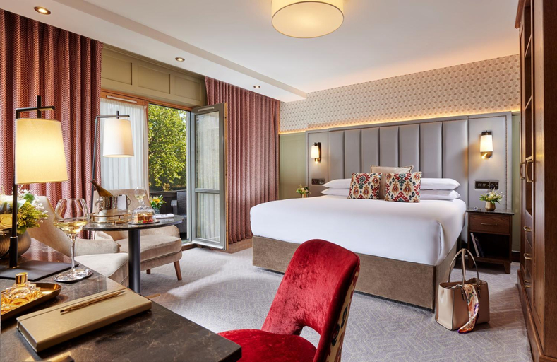Bedroom 3, Westport Plaza Hotel, Spa & Leisure