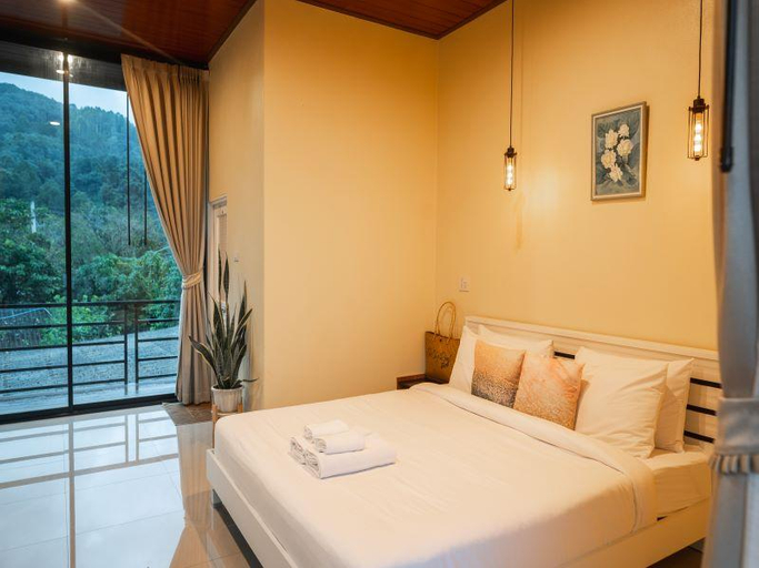 Bedroom 4, The Sky Roof Homestay Kiriwong, Lan Saka