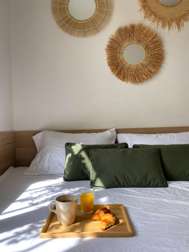 Others 4, Chambre climatisee lit double dans villa - Proche Centre Tramway, Hérault