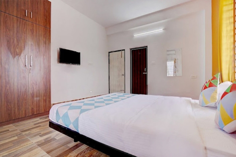 Bedroom 3, Goroomgo Royal Garden Bhubaneswar, Khordha