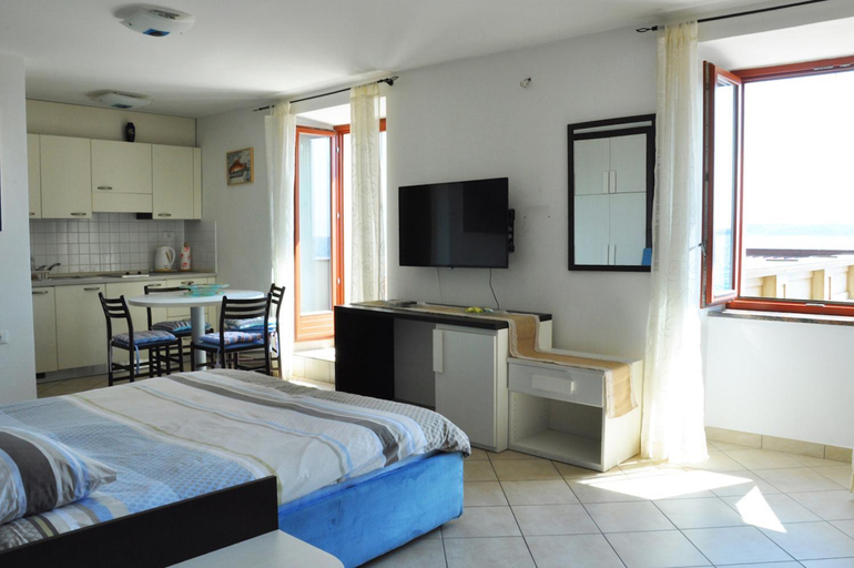 Bedroom 1, Apartments & Rooms Riva, Piran