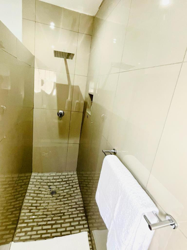 Bathroom 29