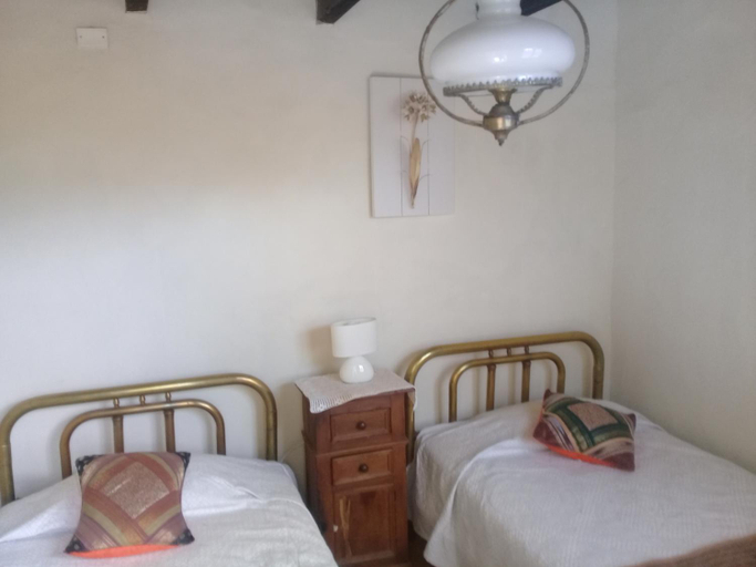 Others 1, Hostal del Ingles, Curicó