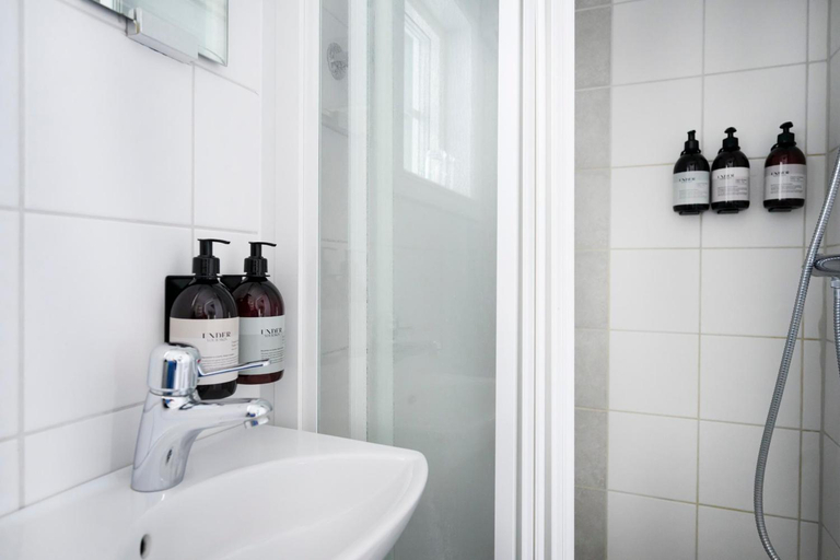 Bathroom 3, Olme Prastgard Gastgiveri, Kristinehamn