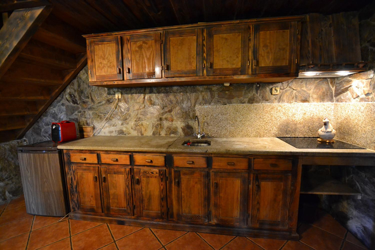 Others 2, Casas de Xisto, Branda da Aveleira, Melgaço