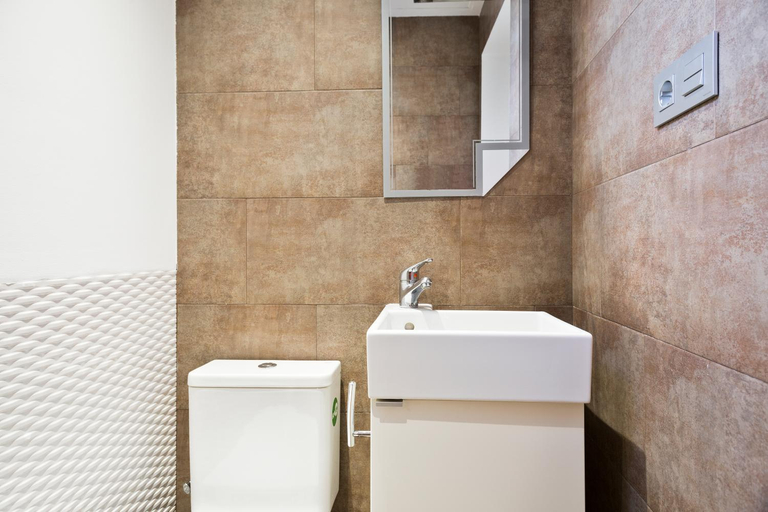 Bathroom 2, Stay U-nique Apartments Eixample Center, Barcelona