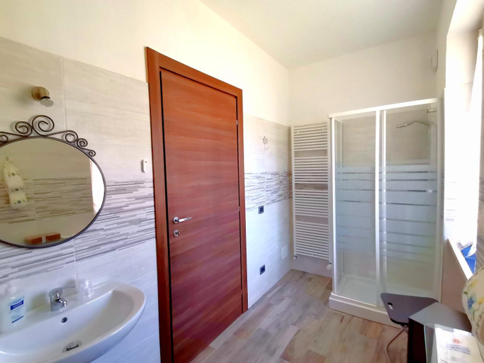 Bedroom 3, ManuEbbasta, Vercelli