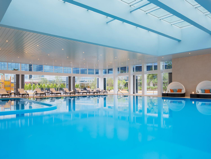 Swimming Pool 4