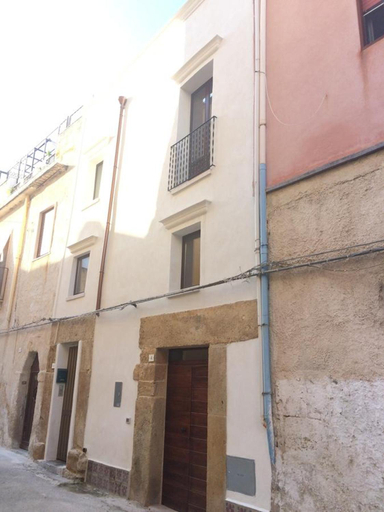 Others 2, Controvento B&B, Trapani