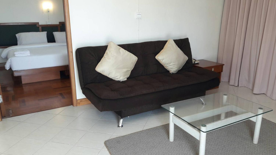 Bedroom 6