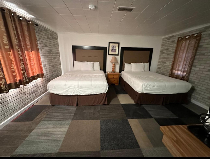 Bedroom 2, Motel Nicholas, Okanogan