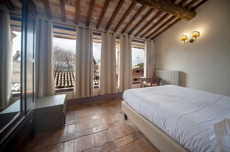 Bedroom, La Maesta antica dimora di campagna, Perugia