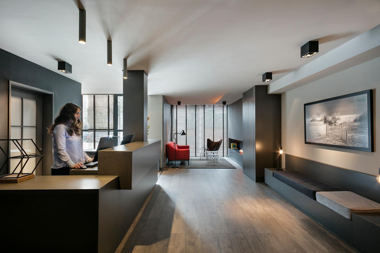 Public Area 3, Upper Diagonal, Barcelona
