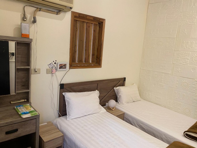 Bedroom 6