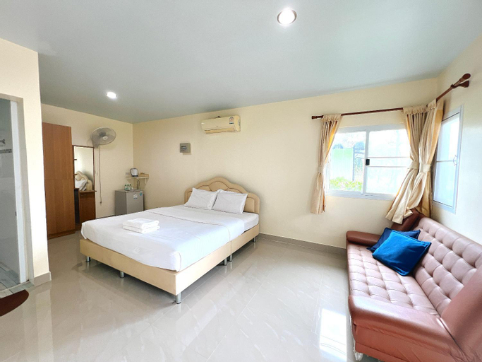 พายเนอรี รีสอร์ท @แหล่มแท่น (Pinery Resort), Pathiu