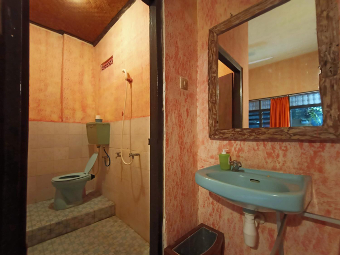Bathroom 3