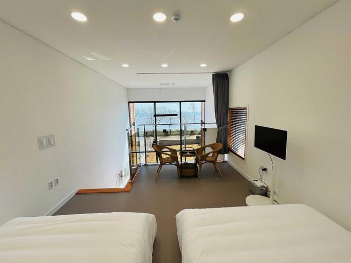 Bedroom 2, Daebudo (Yeongheungdo) Stay Private Pension (Staydog 2nd Branch), Ongjin