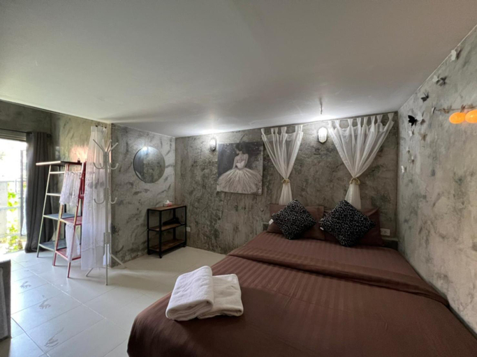 Bedroom 10