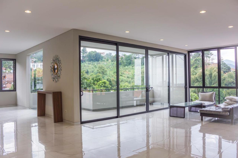 Others 4, Villa Dago Pakar Bandung, Bandung