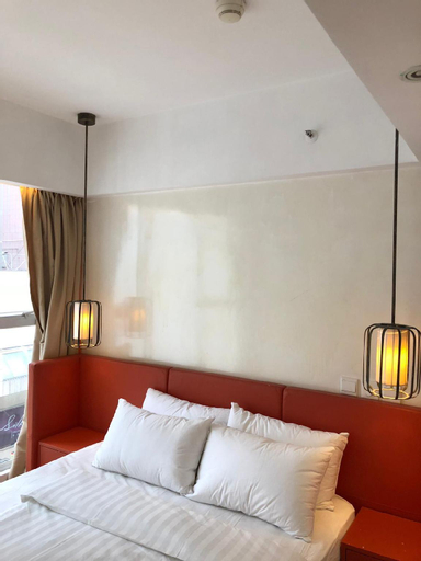 Bedroom 12